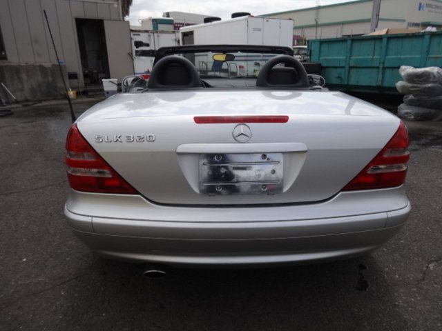 MERCEDES-BENZ SLK 320