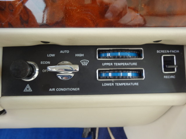 ROLLS-ROYCE (GB) Silver Spur