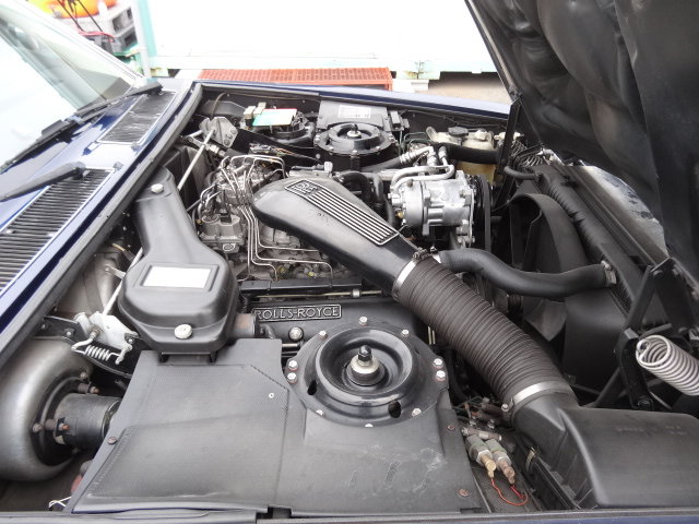 ROLLS-ROYCE (GB) Silver Spur
