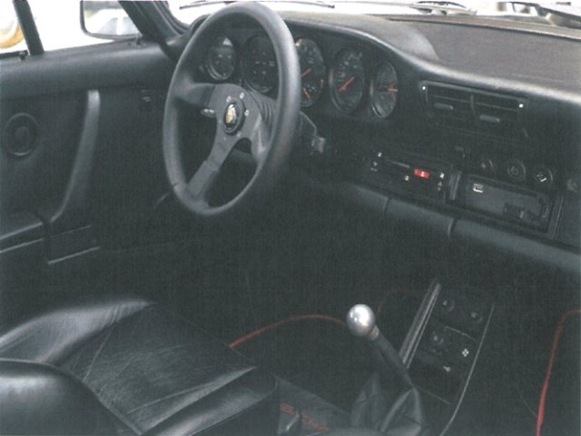 PORSCHE 930