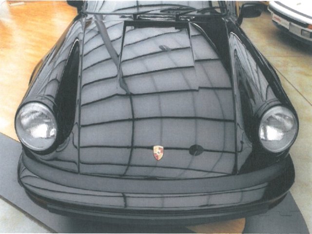 PORSCHE 930