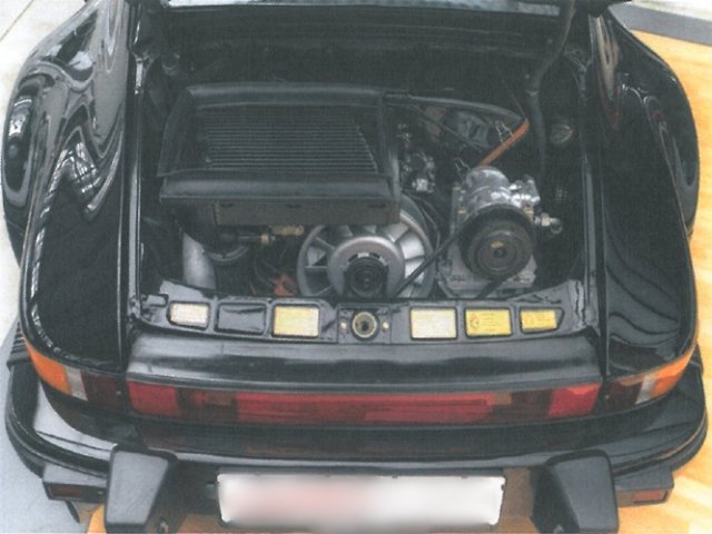 PORSCHE 930