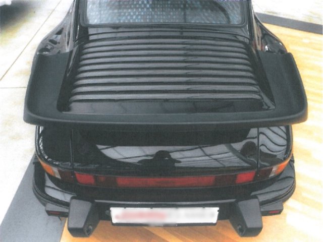 PORSCHE 930