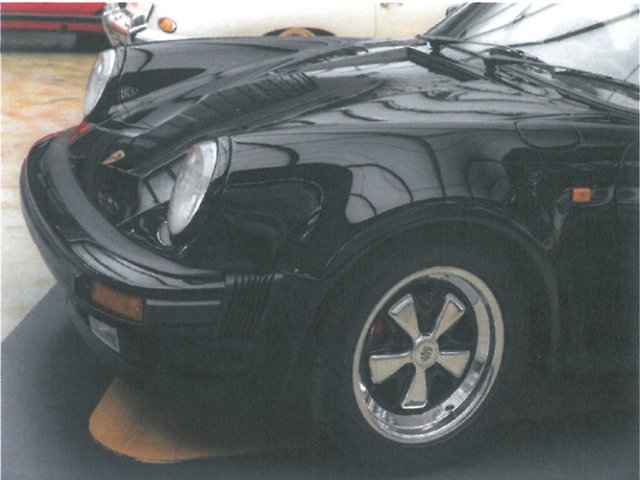 PORSCHE 930