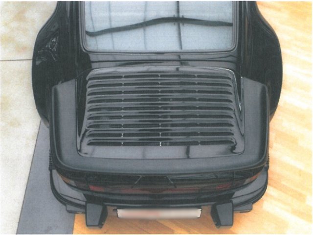 PORSCHE 930