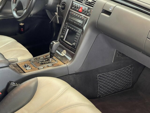 MERCEDES-BENZ E 55 AMG