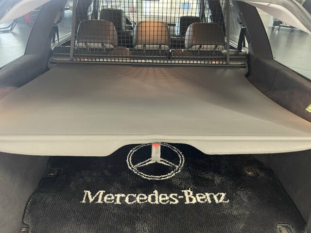 MERCEDES-BENZ E 55 AMG
