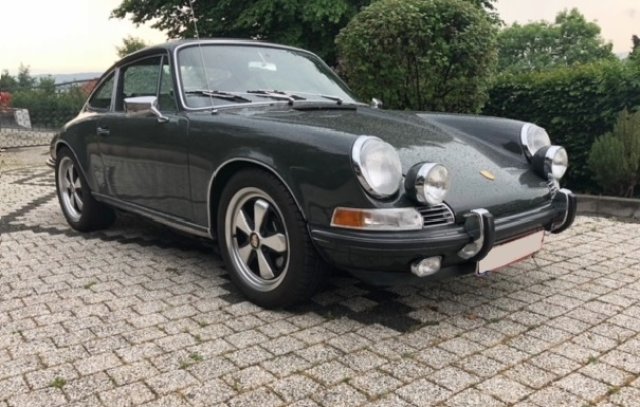 PORSCHE 964