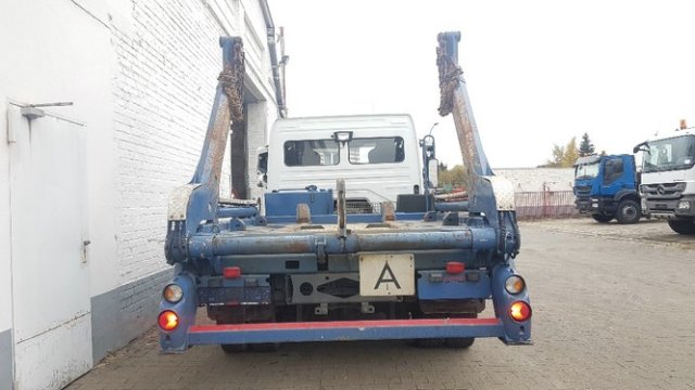 DAIMLER-BENZ Atego 3