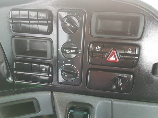 DAIMLER-BENZ Actros