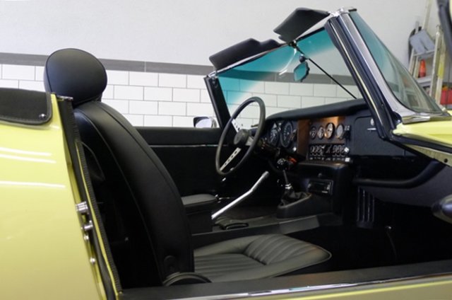 JAGUAR (GB) E-Type