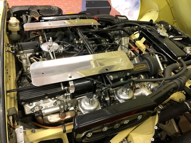 JAGUAR (GB) E-Type