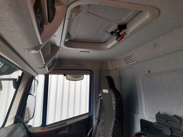 IVECO-MAGIRUS Trakker