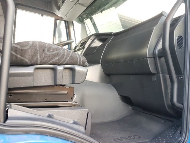 IVECO-MAGIRUS Trakker