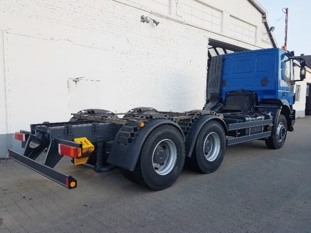 IVECO-MAGIRUS Trakker