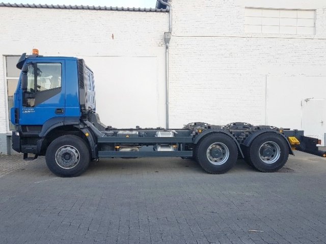 IVECO-MAGIRUS Trakker