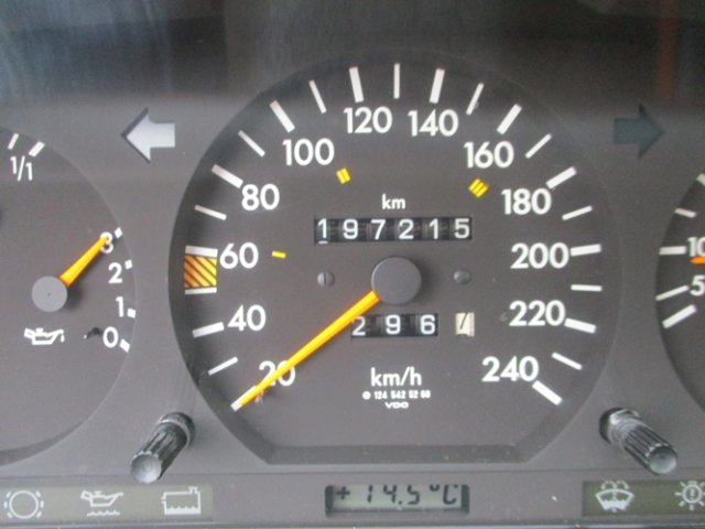 MERCEDES-BENZ 300