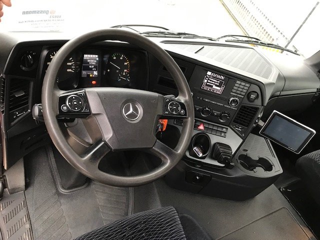 DAIMLER-BENZ Arocs