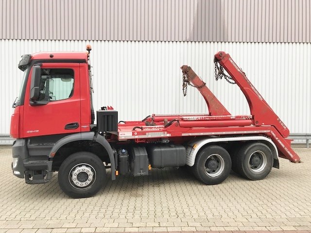 DAIMLER-BENZ Arocs