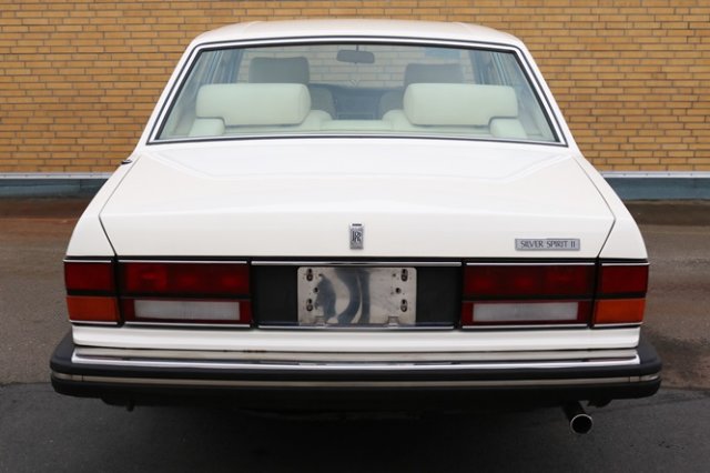ROLLS-ROYCE (GB) Silver Spirit