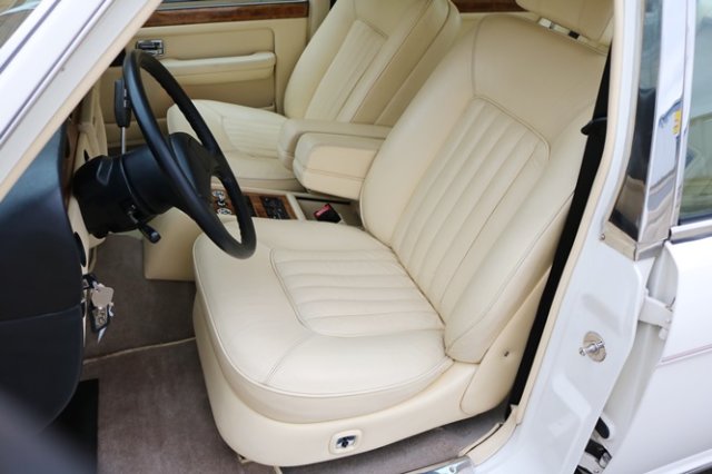 ROLLS-ROYCE (GB) Silver Spirit