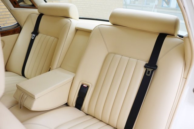 ROLLS-ROYCE (GB) Silver Spirit