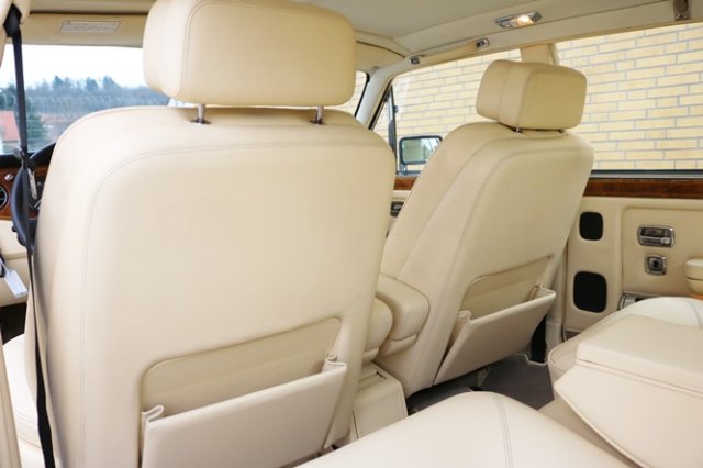 ROLLS-ROYCE (GB) Silver Spirit