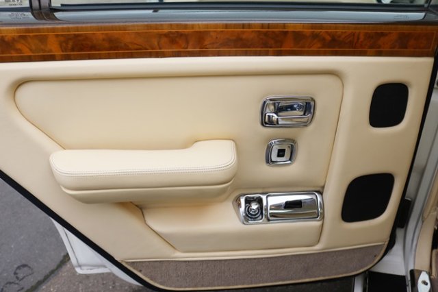 ROLLS-ROYCE (GB) Silver Spirit