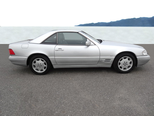 Mercedes-BenzSL 500