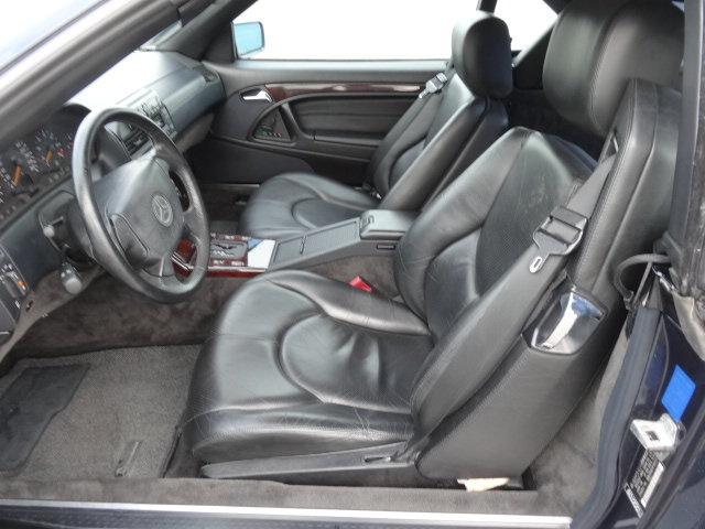 MERCEDES-BENZ SL 320