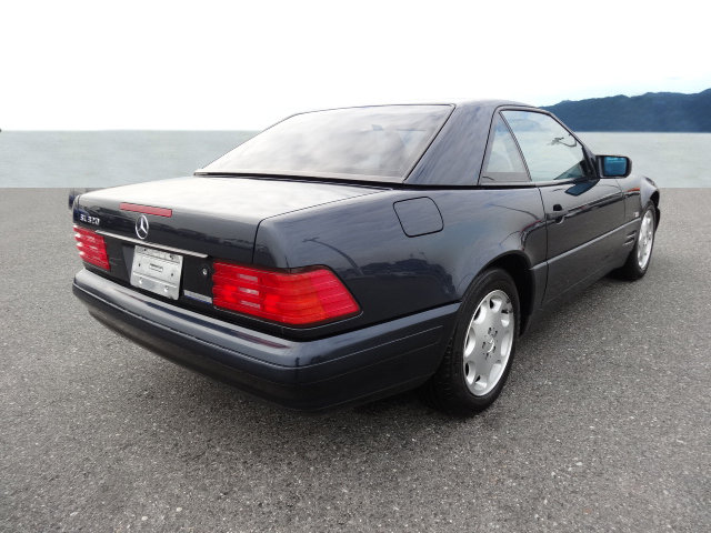 MERCEDES-BENZ SL 320