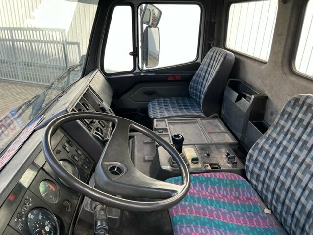 DAIMLER-BENZ Atego