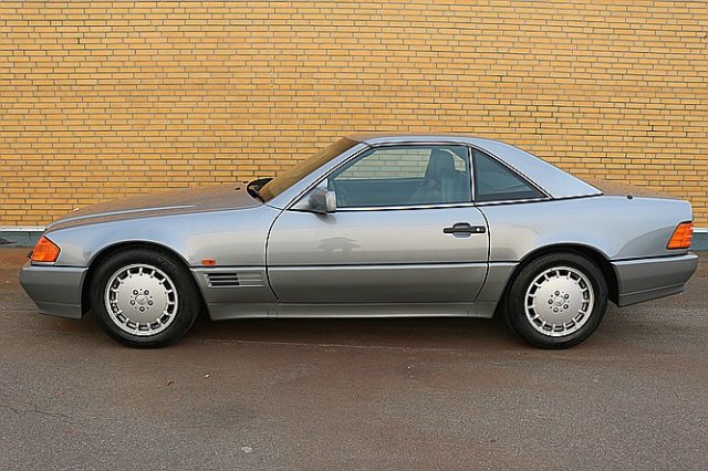 MERCEDES-BENZ SL 500