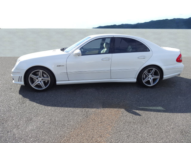 MERCEDES-BENZ E 63 AMG