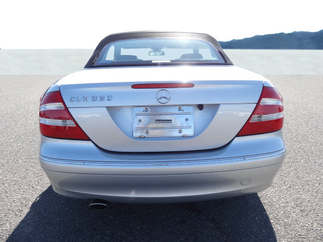 MERCEDES-BENZ CLK 320