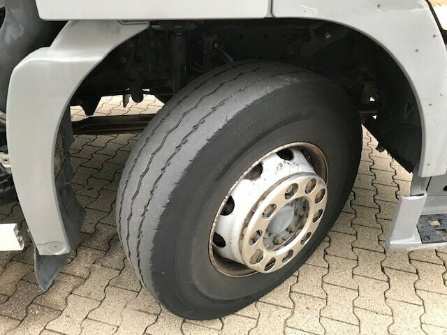 DAIMLER-BENZ Actros