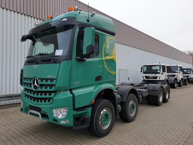 Mercedes-BenzArocs