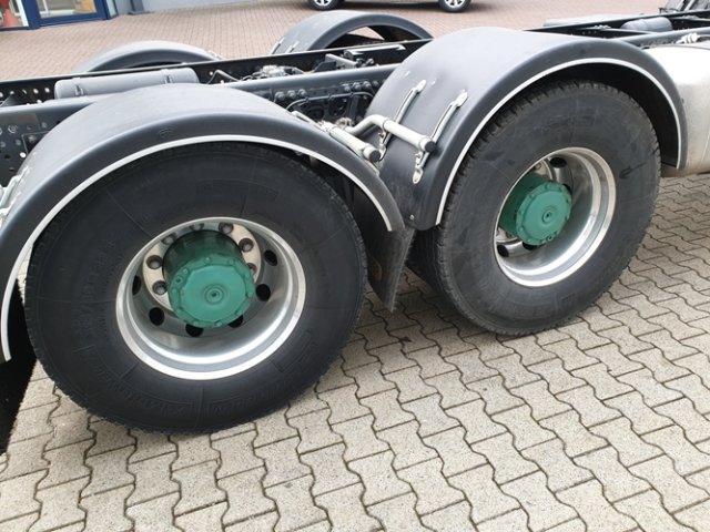 DAIMLER-BENZ Arocs