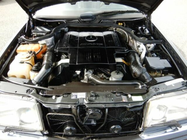 MERCEDES-BENZ E 500