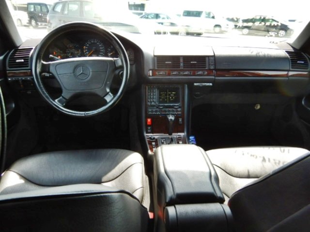 MERCEDES-BENZ S 500