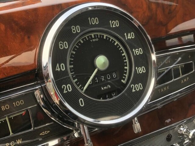 MERCEDES-BENZ 300