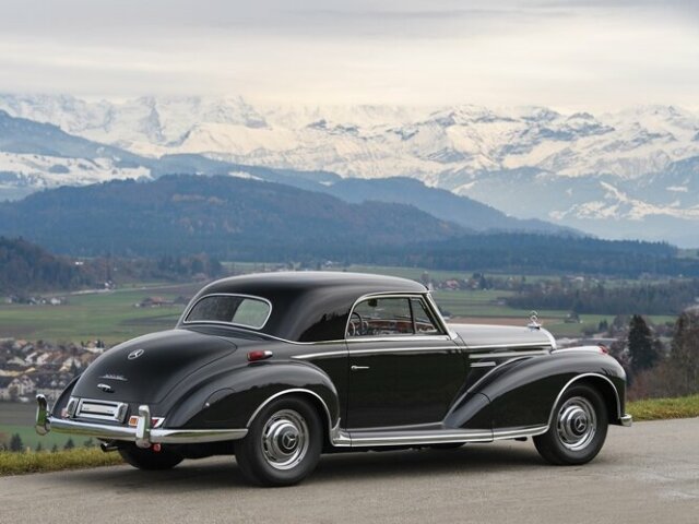 MERCEDES-BENZ 300