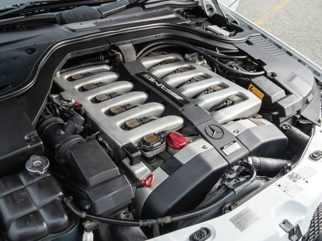 MERCEDES-BENZ S 600