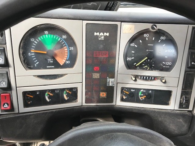 MAN M2000