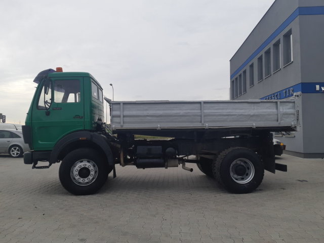Mercedes-BenzSK