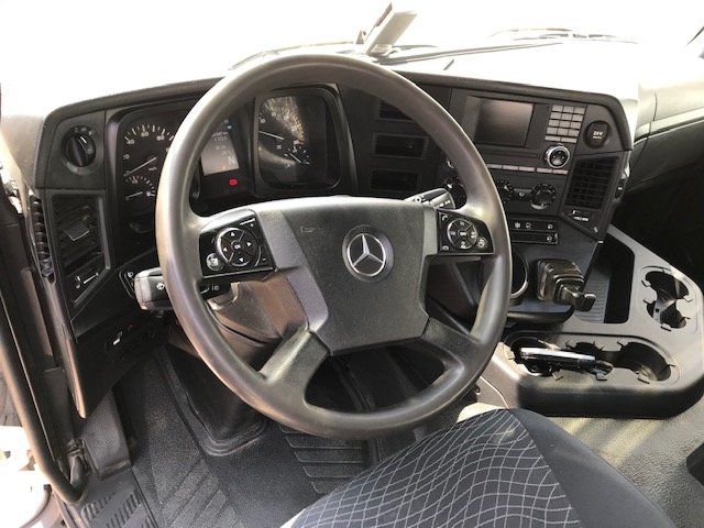 DAIMLER-BENZ Arocs