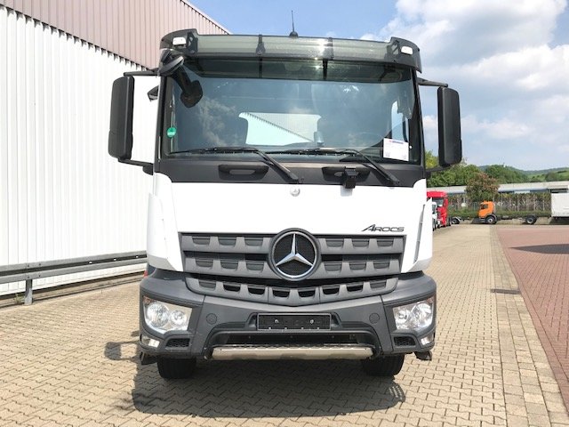 DAIMLER-BENZ Arocs