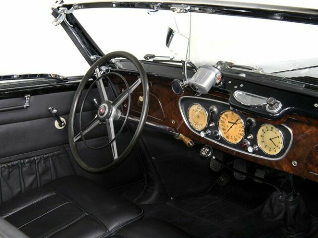 MERCEDES-BENZ -