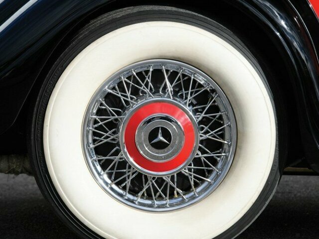 MERCEDES-BENZ -