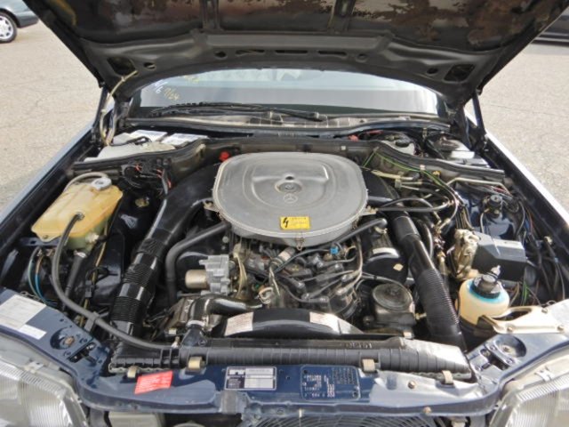 MERCEDES-BENZ 560